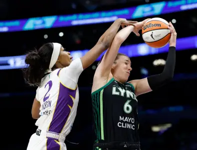 Bench gives boost as Lynx win in Los Angeles